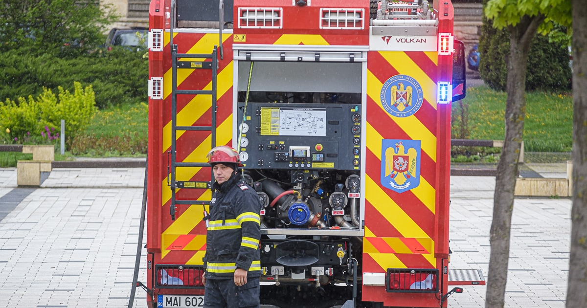 Gazdasági melléképületbe csapott a villám Fülpén, a tüzet már eloltották